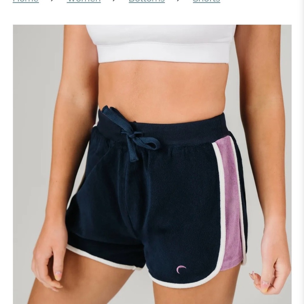 ComfyCo Women's Navy and Pink Athletic Shorts